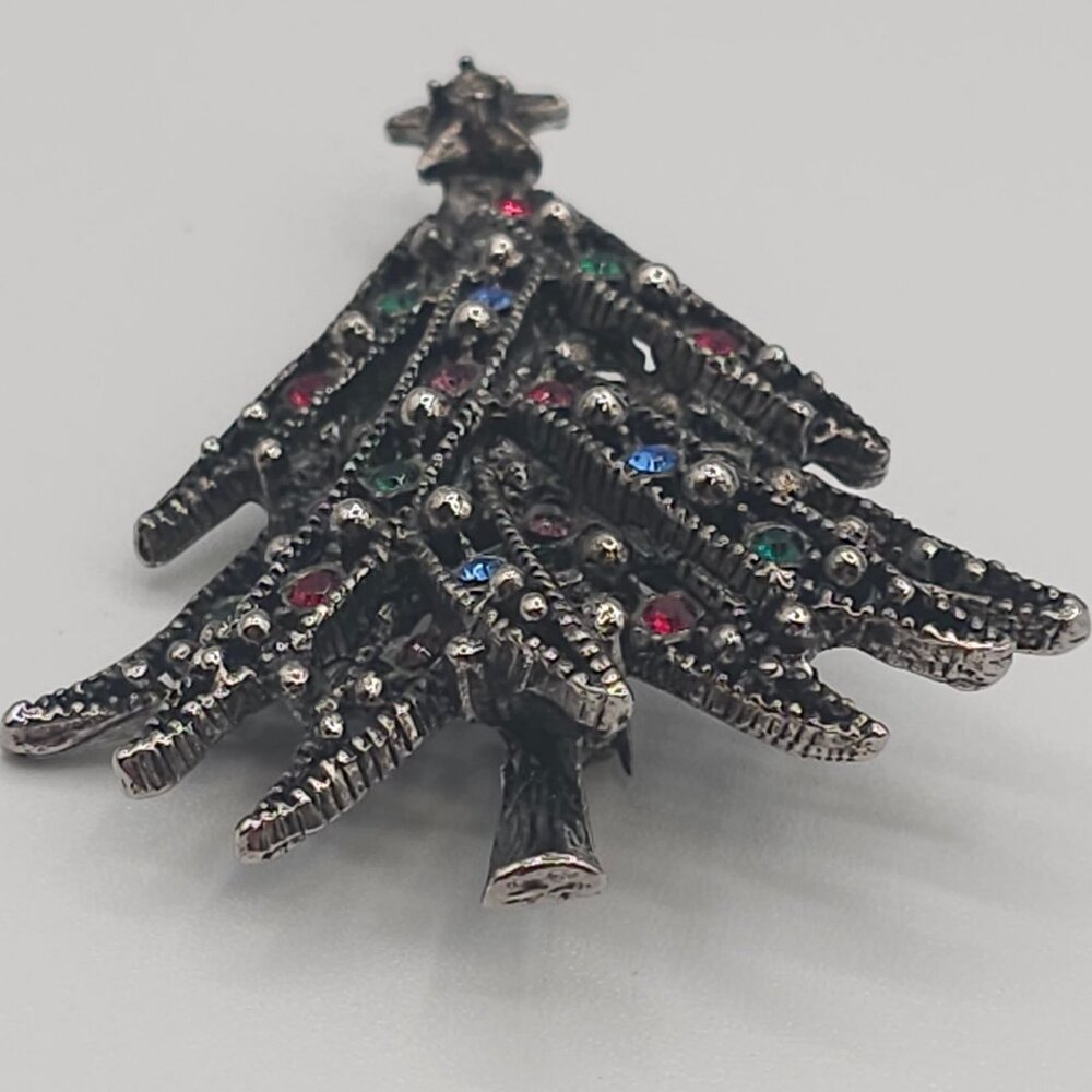 VTG Christmas Brooch 2PC Set Dark Silver Tone Red Green Tree Wreath Holiday Joy - Picture 11 of 16